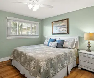 Photo 5 - Regency Towers 304