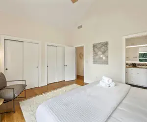 Photo 5 - Mid-century Mod Retreat Near Old Town – Free Bikes