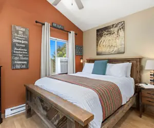 Photo 5 - Industrial Old Town Bungalow W/ Free Cruiser Bikes