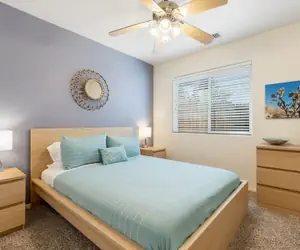 Photo 5 - Colorful Cactus - Hot Tub, Bbq And Fire Pit! 4 Bedroom Home by RedAwning