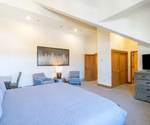 Photo 4 - Bear Creek Lodge 410 4 Bedroom Condo by Alpine Lodging Telluride