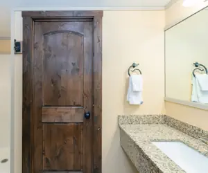 Photo 4 - Mountainside Inn 411 1 Bedroom Hotel Room by Alpine Lodging Telluride