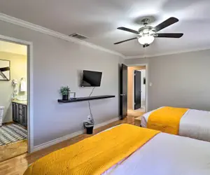 Photo 3 - Austin Abode w/ Deck & Grill - 15 Mi to Dtwn!