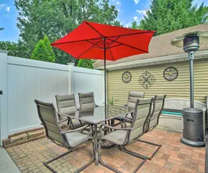 Photo 3 - Pet-friendly Taylor Home w/ Backyard Oasis!
