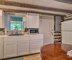 Photo 5 - Pet-friendly Speedwell Cabin, 1 Mi to Water!