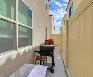 Photo 3 - Pet-friendly Paramount Home, 16 Mi to Los Angeles!