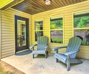 Photo 3 - Family Friendly Calera Getaway w/ Game Room!