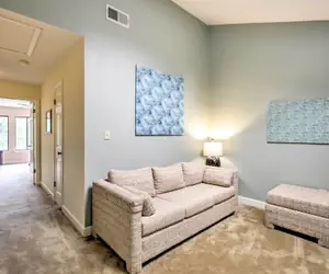 Photo 5 - Niceville Condo w/ Pool Access < 8 Mi to Destin!