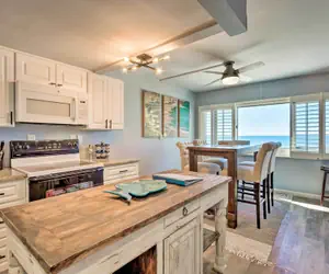 Photo 2 - PCB Beachfront 'coastal Abode' at Pinnacle Port!