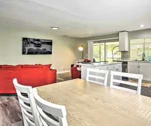 Photo 4 - Charming Palm Coast Home w/ Screened Porch!