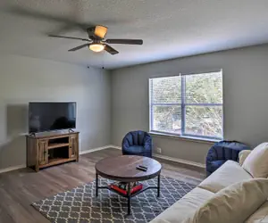 Photo 4 - Spacious San Antonio Retreat ~ 9 Miles to Usta!