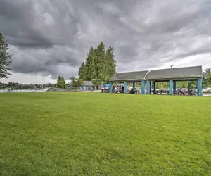 Photo 5 - Charming Updated Retreat Walk to Lake Stevens!