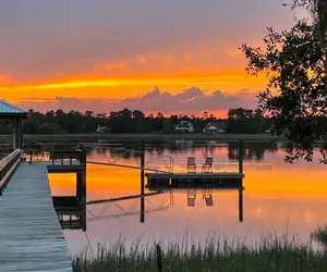Photo 3 - Cozy Nantucket Cottage on Saint Marys River!