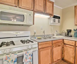 Photo 5 - Rockport Casa Familia - Covered Patio Space!