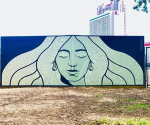 Photo 4 - Remodeled Modern 1BR 1BA Apt Near Downtown 5min Pearl