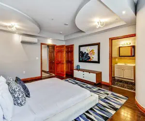 Photo 3 - The Gem - Stylish Penthouse With a Private Deck