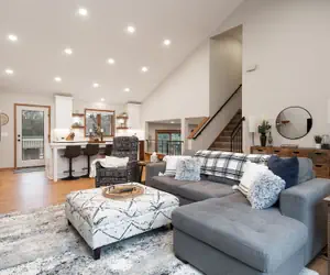 Photo 2 - Creekside Lodge