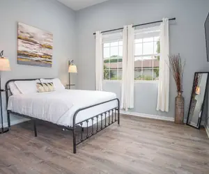 Photo 5 - Charming 3br/2ba Gem Close to Downtown/ Riverwalk