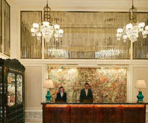 Photo 3 - The Fifth Avenue Hotel