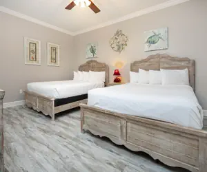 Photo 5 - Phoenix West 2007 3 Bedroom Condo