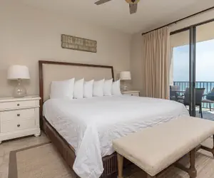 Photo 4 - Phoenix East 1406 3 Bedroom Condo by Redawning