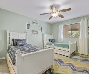 Photo 5 - Ocean Hibiscus Oceanfront Resort