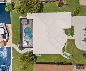 Photo 4 - Sunshine Escape by Distinctive Beach Rentals