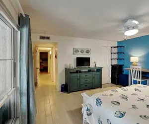 Photo 3 - Madeira Beach Yacht Club 323b