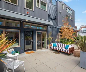 Photo 3 - Alki Beach Escape Romantic Waterfront Getaway for 2