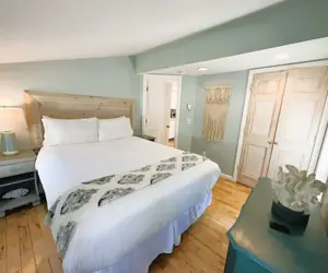 Photo 3 - The Breeze Overlooking Minister s Pond