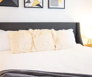 Photo 5 - Campbell Phoenix 4 Bedroom Home by RedAwning