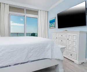 Photo 3 - Phoenix Gulf Towers 2501 4 Bedroom Condo by Redawning