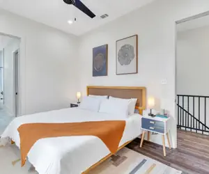 Photo 3 - Modern Mid-city Maison