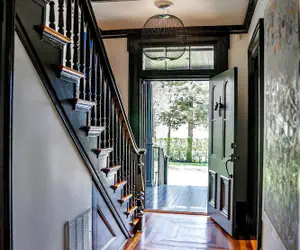 Photo 3 - Vine & Sand