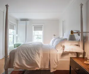 Photo 2 - Vine & Sand