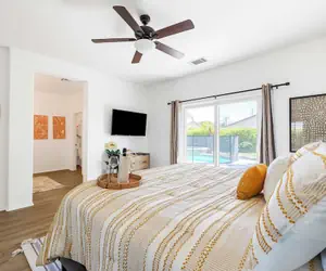 Photo 4 - Sunny Palms by Avantstay Near Empire Polo Club