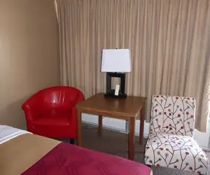 Photo 5 - Econo Lodge Wall