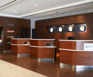 Photo 2 - Courtyard by Marriott Los Angeles LAX/Century Boulevard