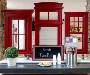 Photo 3 - Redwood Lodge