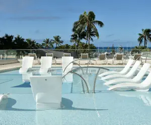 Photo 2 - Ilikai Hotel & Luxury Suites