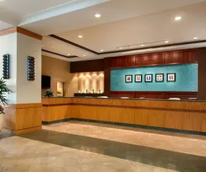 Photo 4 - Ilikai Hotel & Luxury Suites