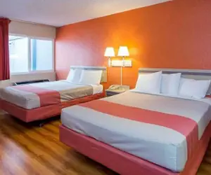 Photo 3 - Cathedral Hill Hotel