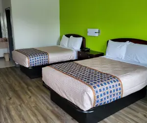 Photo 5 - Budgetel Inn & Suites