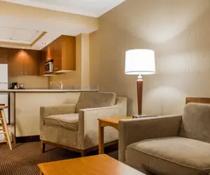 Photo 5 - Clarion Hotel & Suites Riverfront