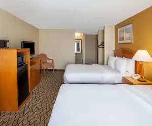 Photo 5 - Americas Best Value Inn Canton