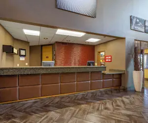 Photo 4 - Best Western Plus Scottsdale Thunderbird Suites