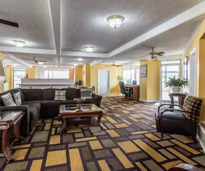 Photo 4 - Econo Lodge Byron near Historic District - Warner Robins