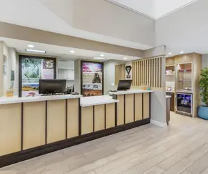 Photo 4 - Sonesta ES Suites Chatsworth