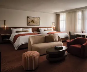 Photo 5 - The Huntington Hotel