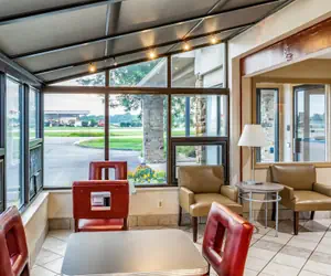 Photo 3 - Red Roof Inn Columbus - Taylorsville/ Edinburgh